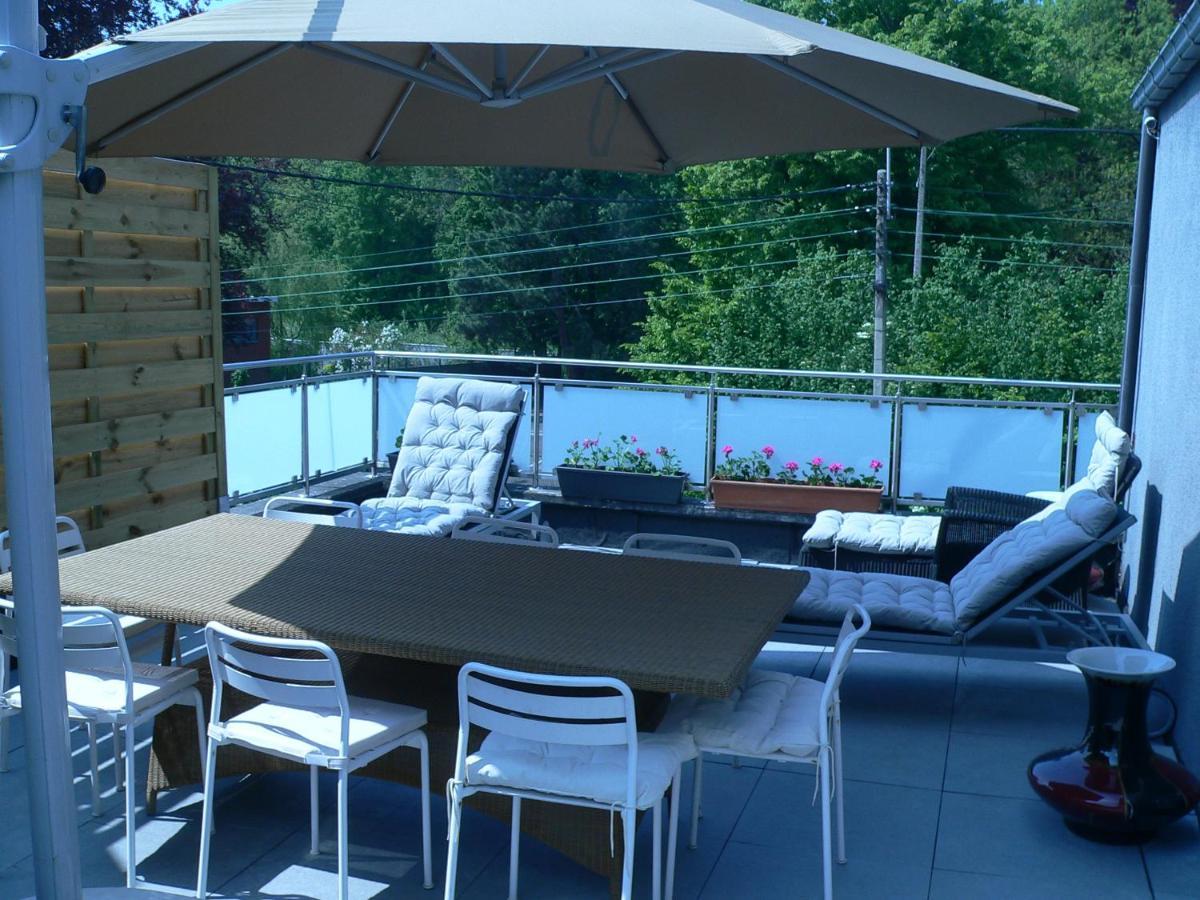 Liege 4420 Rue Jean Jaures 45 Grande Maison Joyeuse Avec Terrasse 30M2 Pour 8 Personnes Maximum Saint-Nicolas  Exterior foto